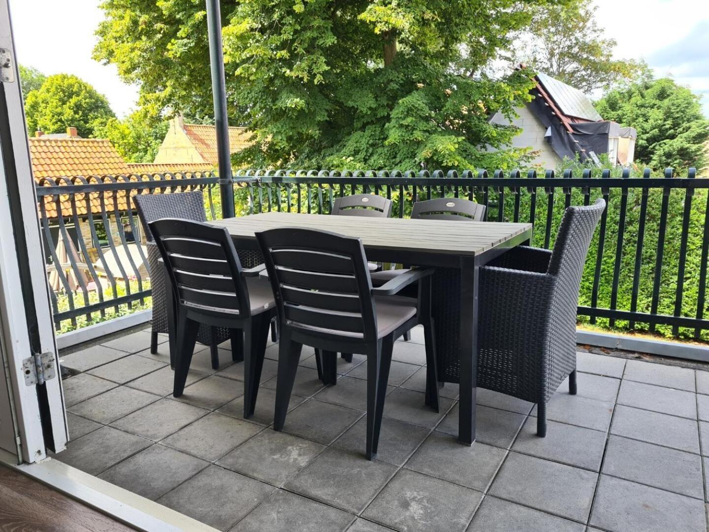 Staetige Dames Apartment Nes  Luaran gambar