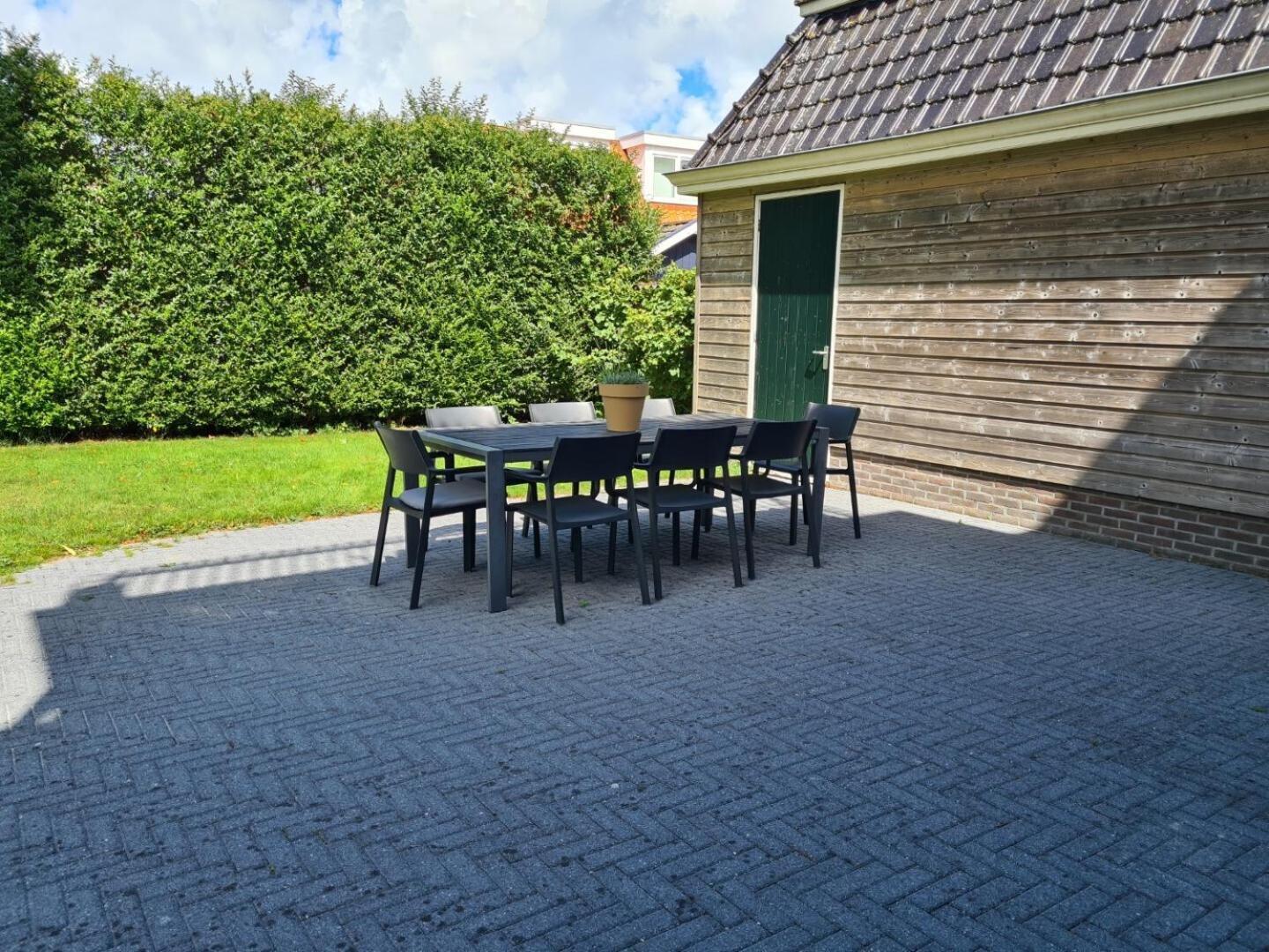Staetige Dames Apartment Nes  Luaran gambar