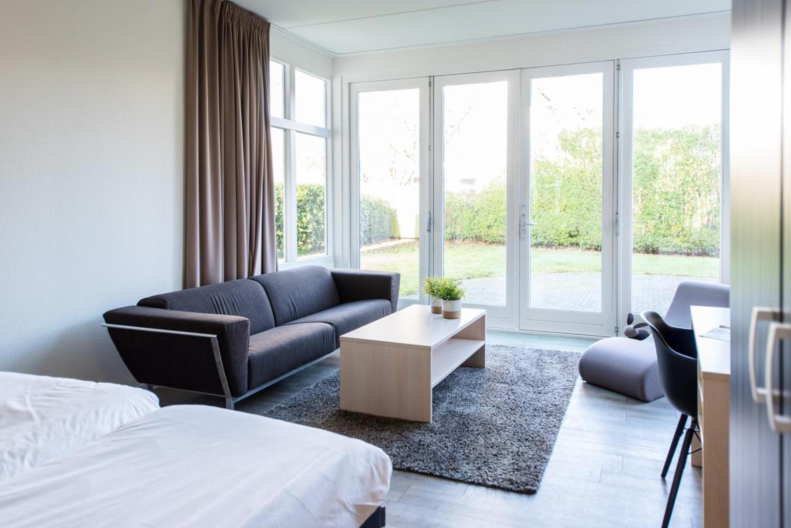Staetige Dames Apartment Nes  Luaran gambar